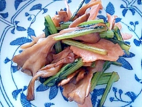 お弁当に♪小松菜と舞茸とハムの簡単炒め